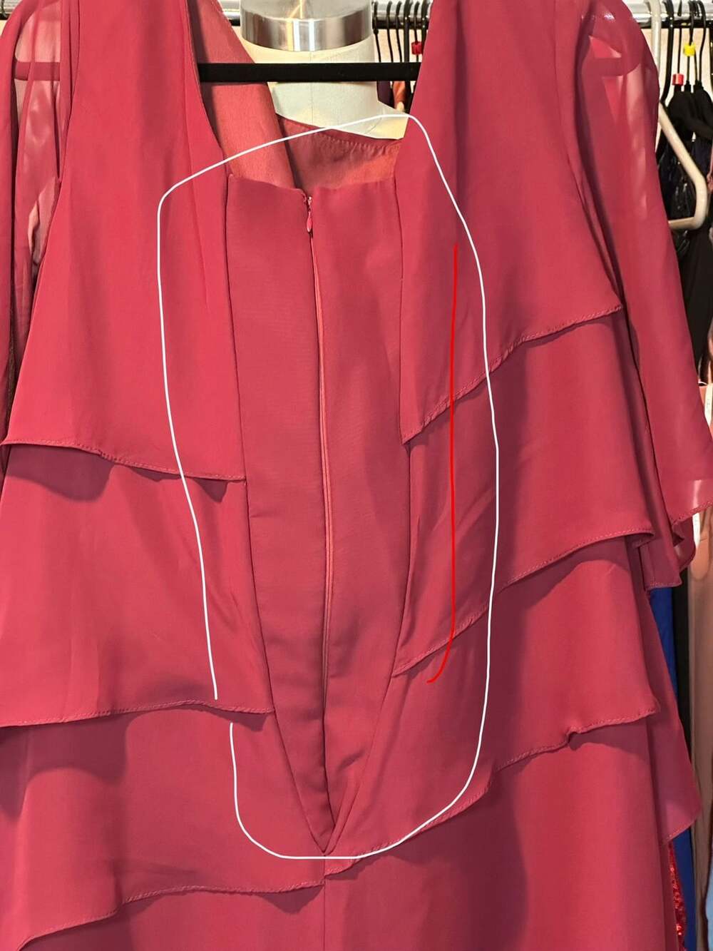 Tiered Chiffon Dress Size 18 Burgundy Mother of the Bride - Picture 4 of 5